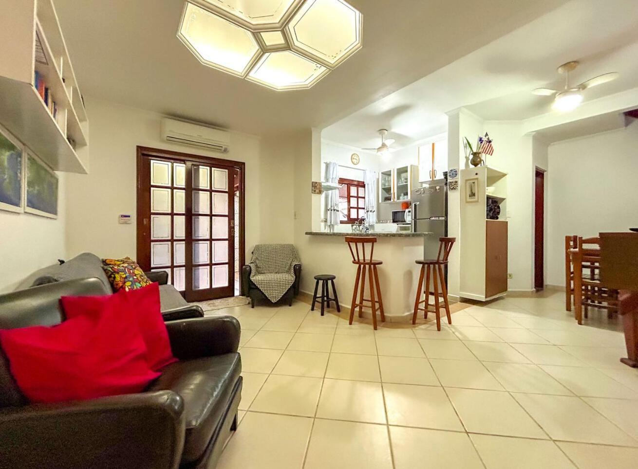 Incrivel Casa A 200M Da Praia Da Enseada Bertiogaヴィラ エクステリア 写真